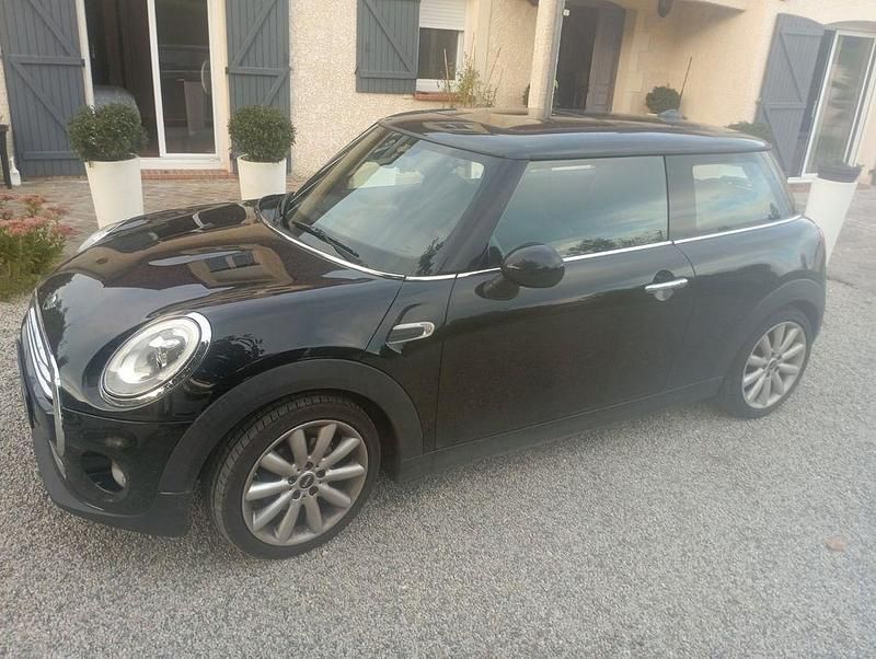 Gebraucht Mini Cooper D 116 PS (85 kW) 2016 Schwarz Kleinwagen