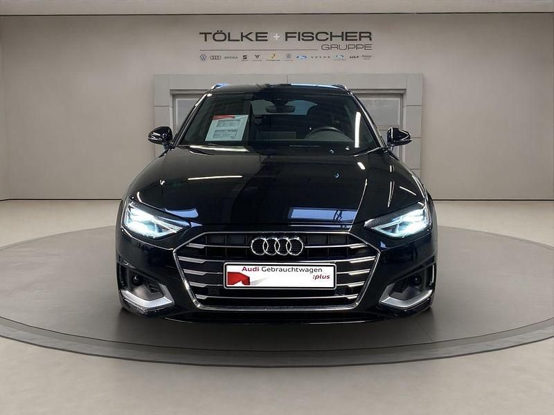Gebraucht Audi A4 Ambiente 204 PS (150 kW) 2021 Mythosschwarz (metallic) Kombi