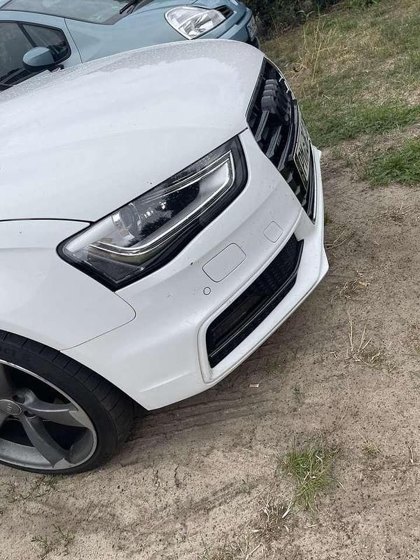 Gebraucht Audi A4 Ambition 245 PS (180 kW) 2014 Weiß Kombi