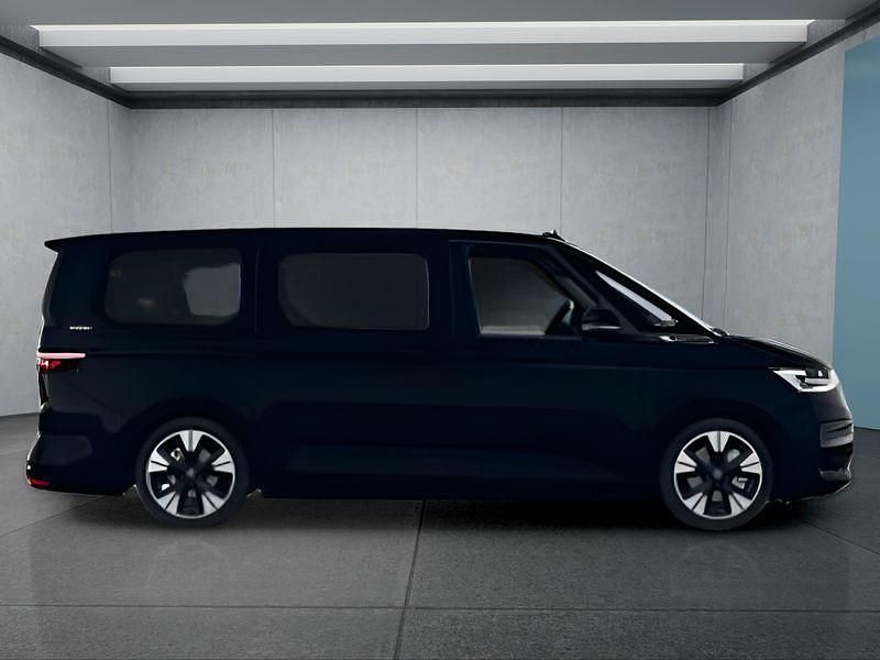 Second-hand VW Multivan 150 CP (110 kW) 2026 Negru Monovolum