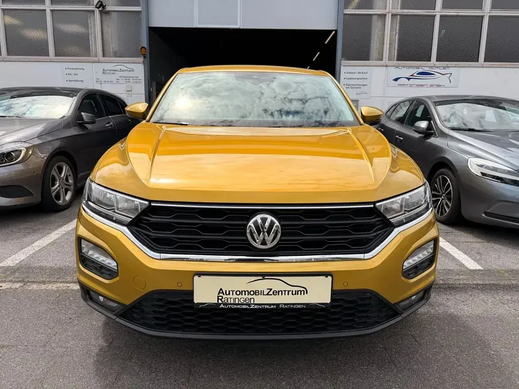 Gebraucht VW T-Roc 116 PS (85 kW) 2019 Gelb SUV