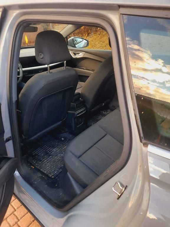 Gebraucht Audi Q4 e-tron 125 kW (170 PS) 2022 Grau SUV