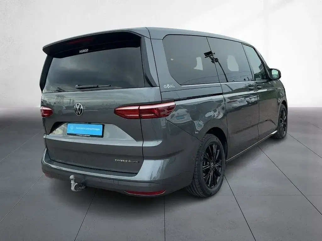 Gebraucht VW Multivan Goal 177 PS (130 kW) 2025 Grau Van / Kleinbus
