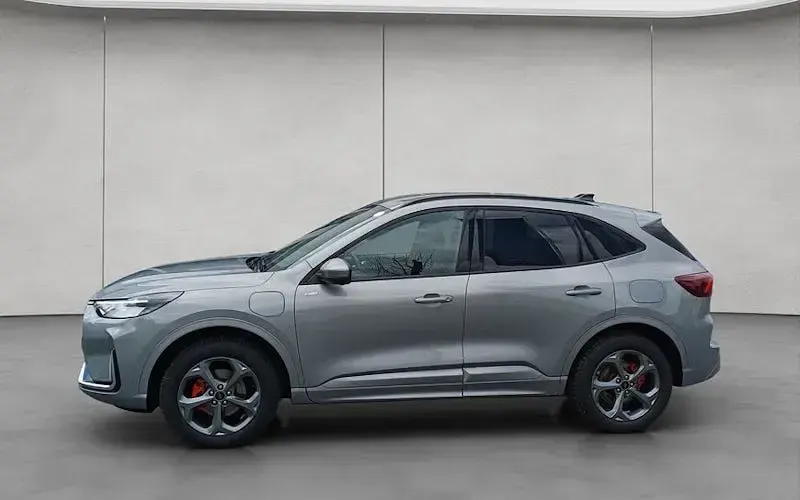 Neu Ford Kuga ST-Line X 243 PS (178 kW) 2026 Silber SUV