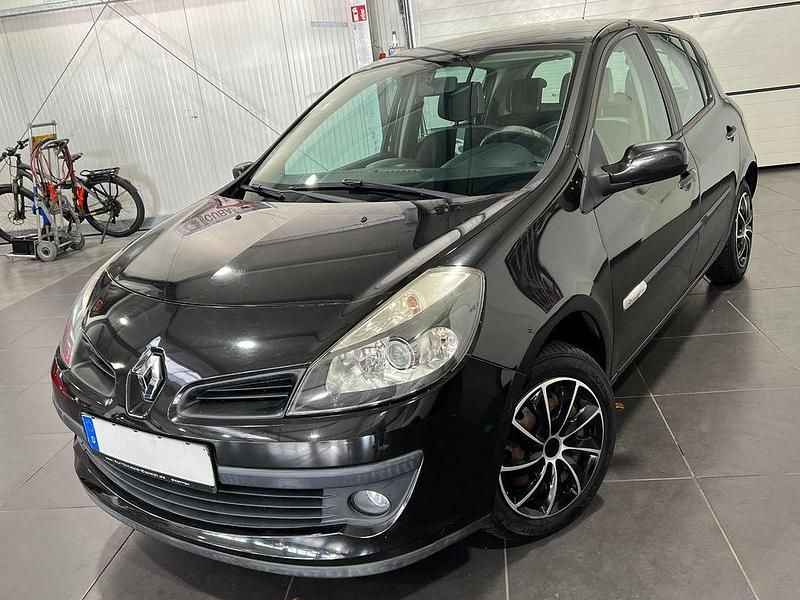 Schwarz Gebraucht 2009 Renault Clio III Limousine | 2.995 € (Fairer Preis) - Bild 1/4