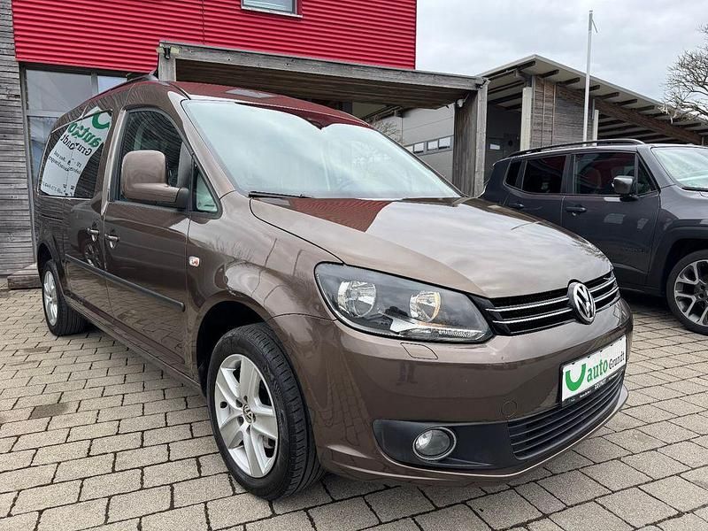 Gebraucht VW Caddy Maxi Comfortline 102 PS (75 kW) 2011 Toffeebraun Van / Kleinbus