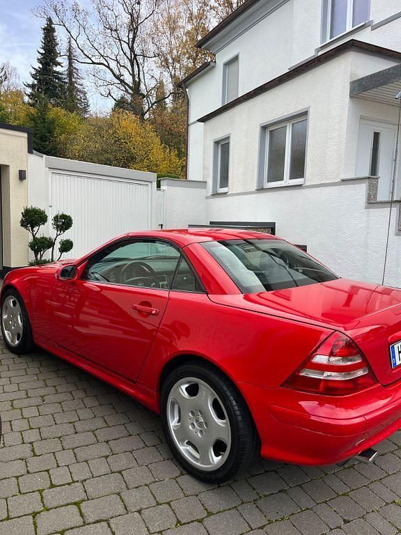 Gebraucht Mercedes 200 163 PS (119 kW) 2000 Rot Cabrio