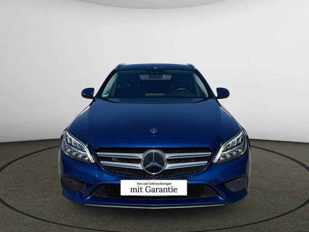 Gebraucht Mercedes C220 Avantgarde 194 PS (142 kW) 2020 Blau Kombi