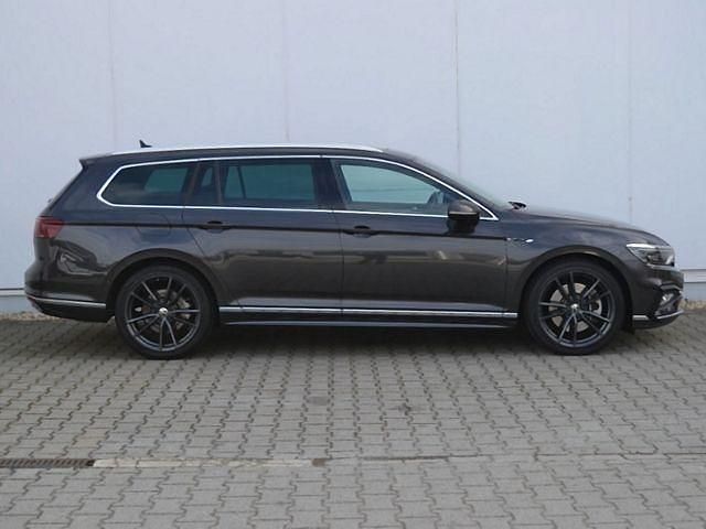 Gebraucht VW Passat R-line 272 PS (200 kW) 2020 Grau Kombi