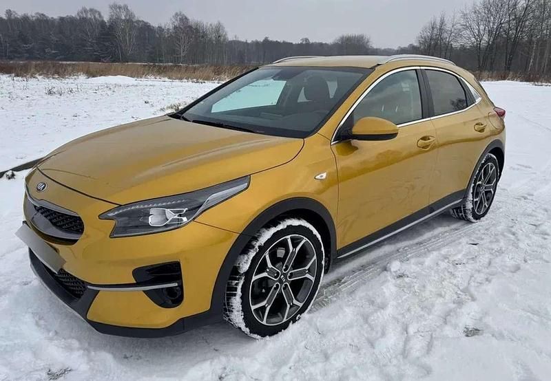 Gebraucht Kia XCeed Vision 140 PS (102 kW) 2019 Gold SUV
