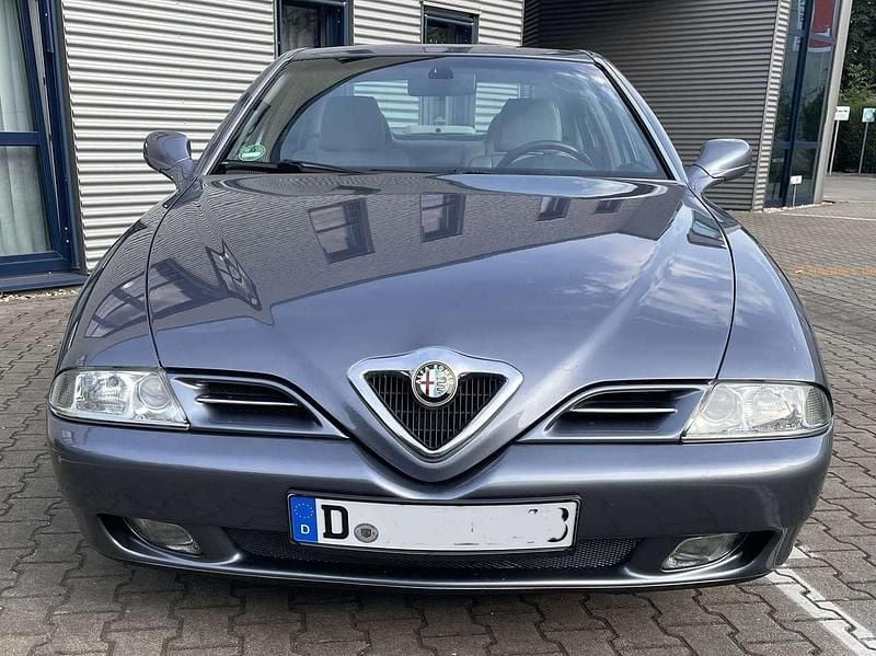 Blau Gebraucht 2000 Alfa Romeo 166 Limousine | 4.500 € (Fairer Preis) - Bild 1/4