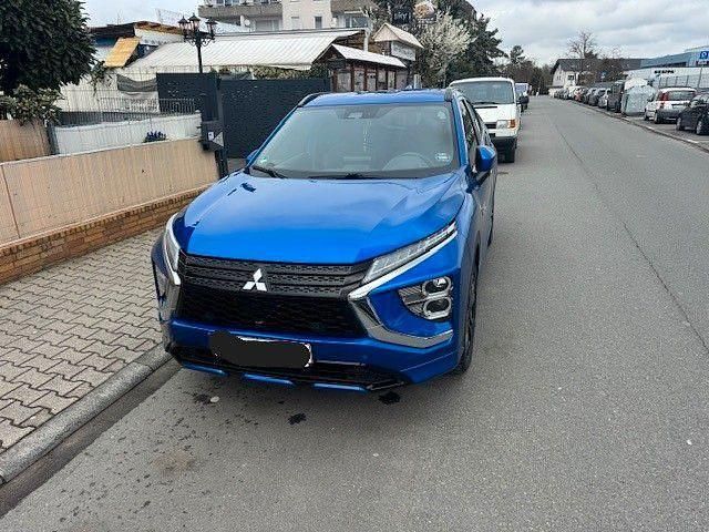 Gebraucht Mitsubishi Eclipse Cross Select 188 PS (138 kW) 2022 Blau SUV