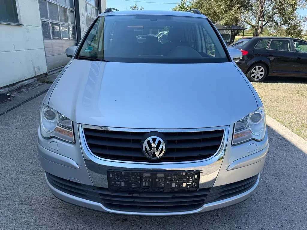 Gebraucht VW Touran United 140 PS (102 kW) 2009 Silber Van / Kleinbus