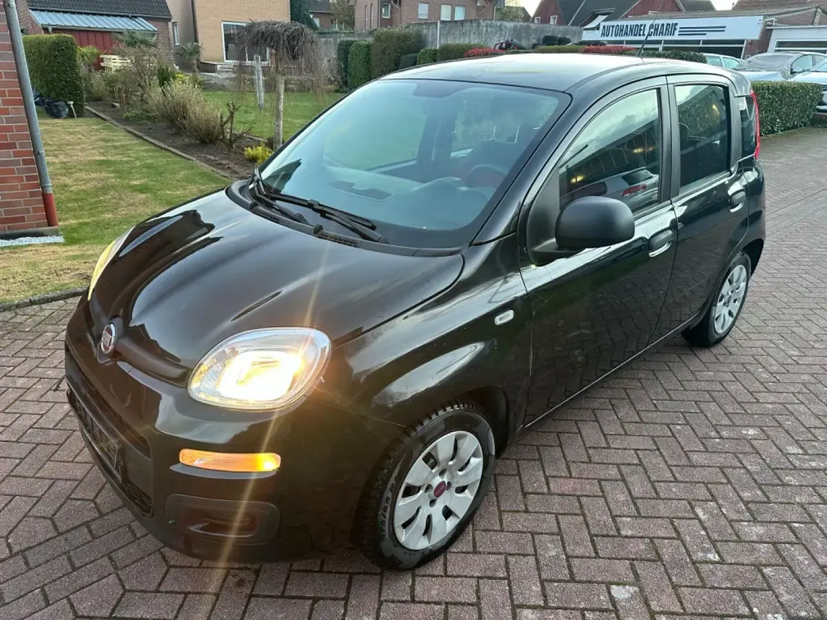 Gebraucht Fiat Panda Lounge 69 PS (50 kW) 2015 Schwarz Kleinwagen
