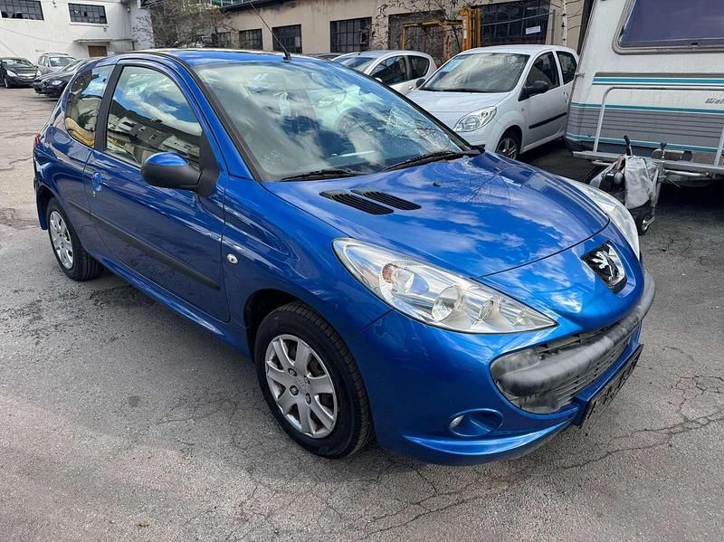 Gebraucht Peugeot 206 Basis 60 PS (44 kW) 2009 Lack blau i Kleinwagen