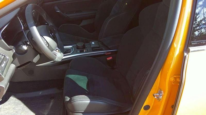 Gebraucht Renault Mégane IV Trophy 300 PS (220 kW) 2022 Hell orange Limousine