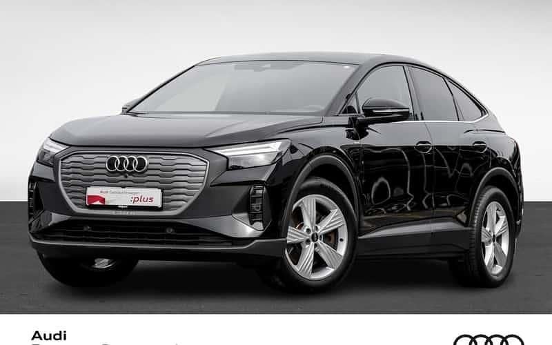 Schwarz Gebraucht 2022 Audi Q4 Sportback e-tron Ambiente SUV | 30.566 € (Guter Preis) - Bild 1/4