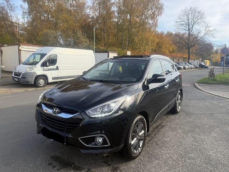 Schwarz Gebraucht 2015 Hyundai ix35 Trend SUV | 7.000 € (Guter Preis) - Bild 1/4