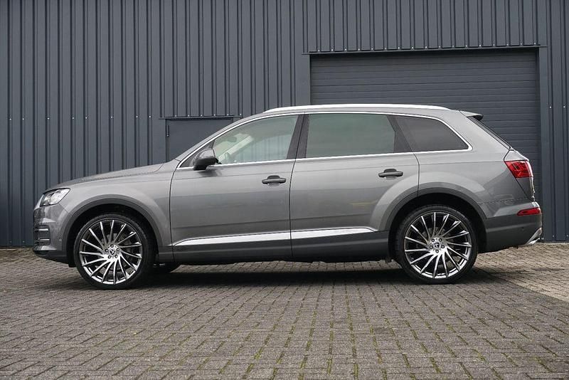 Gebraucht Audi Q7 Sport 272 PS (200 kW) 2016 Grau SUV
