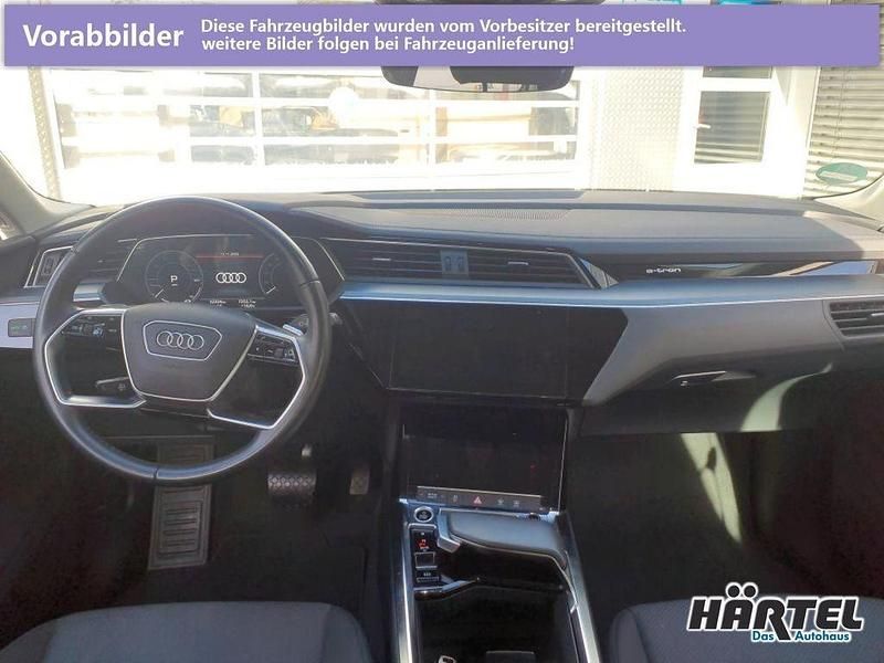 Używany Audi e-tron 230 kW (313 KM) 2022 Czarny SUV