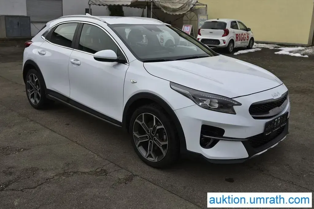 Gebraucht Kia XCeed 160 PS (117 kW) 2022 Weiß SUV
