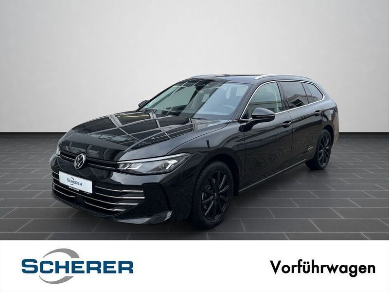 Grenadillschwarz metallic (metallic) Gebraucht 2025 VW Passat Business Kombi | 42.190 € - Bild 1/4