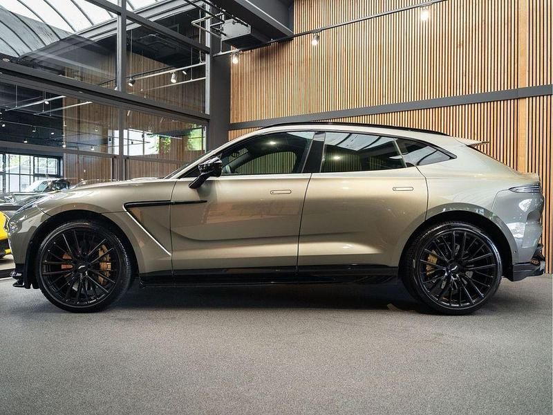 Gebraucht Aston Martin DBX 708 PS (520 kW) 2023 Grün SUV