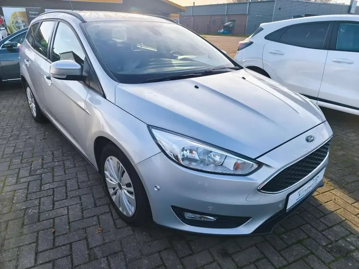 Usata Ford Focus Business Edition 125 CV (91 kW) 2018 Argento Station wagon