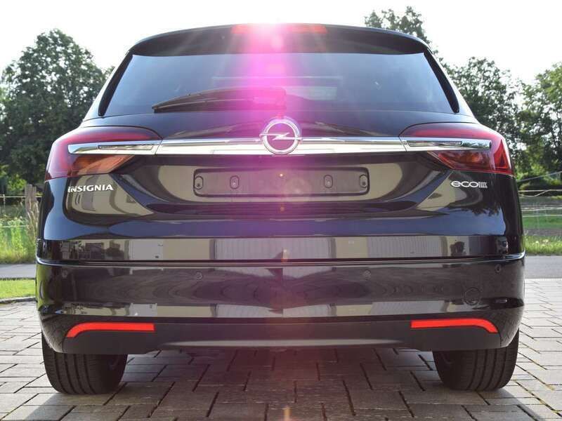 Schwarz Gebraucht 2014 Opel Insignia Innovation Kombi | 5.999 € (Etwas zu teuer) - Bild 1/4