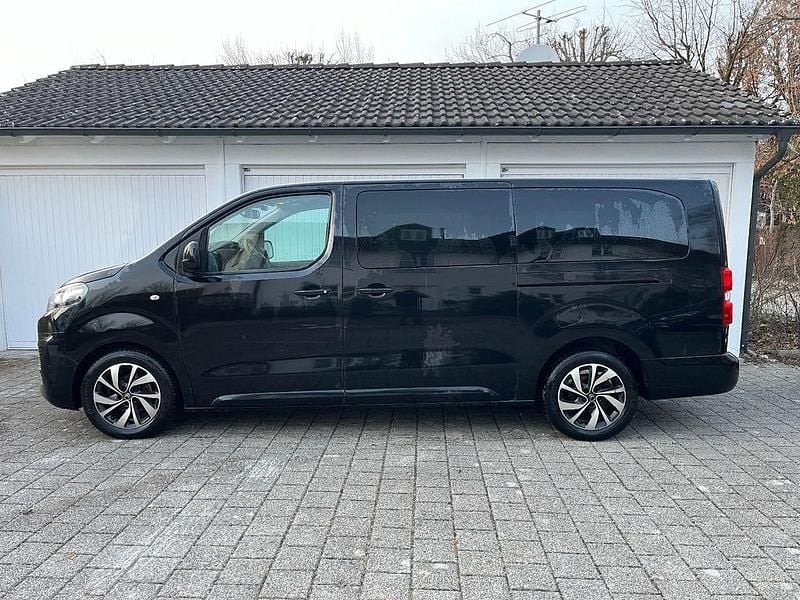 Gebraucht Citroën Spacetourer Feel 177 PS (130 kW) 2017 Schwarz Van / Kleinbus