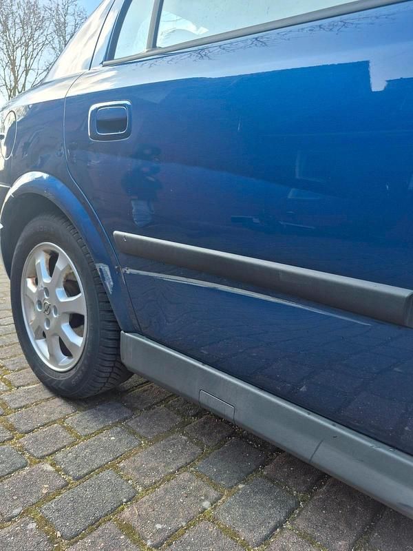 Gebraucht Opel Astra 101 PS (74 kW) 2002 Blau Limousine
