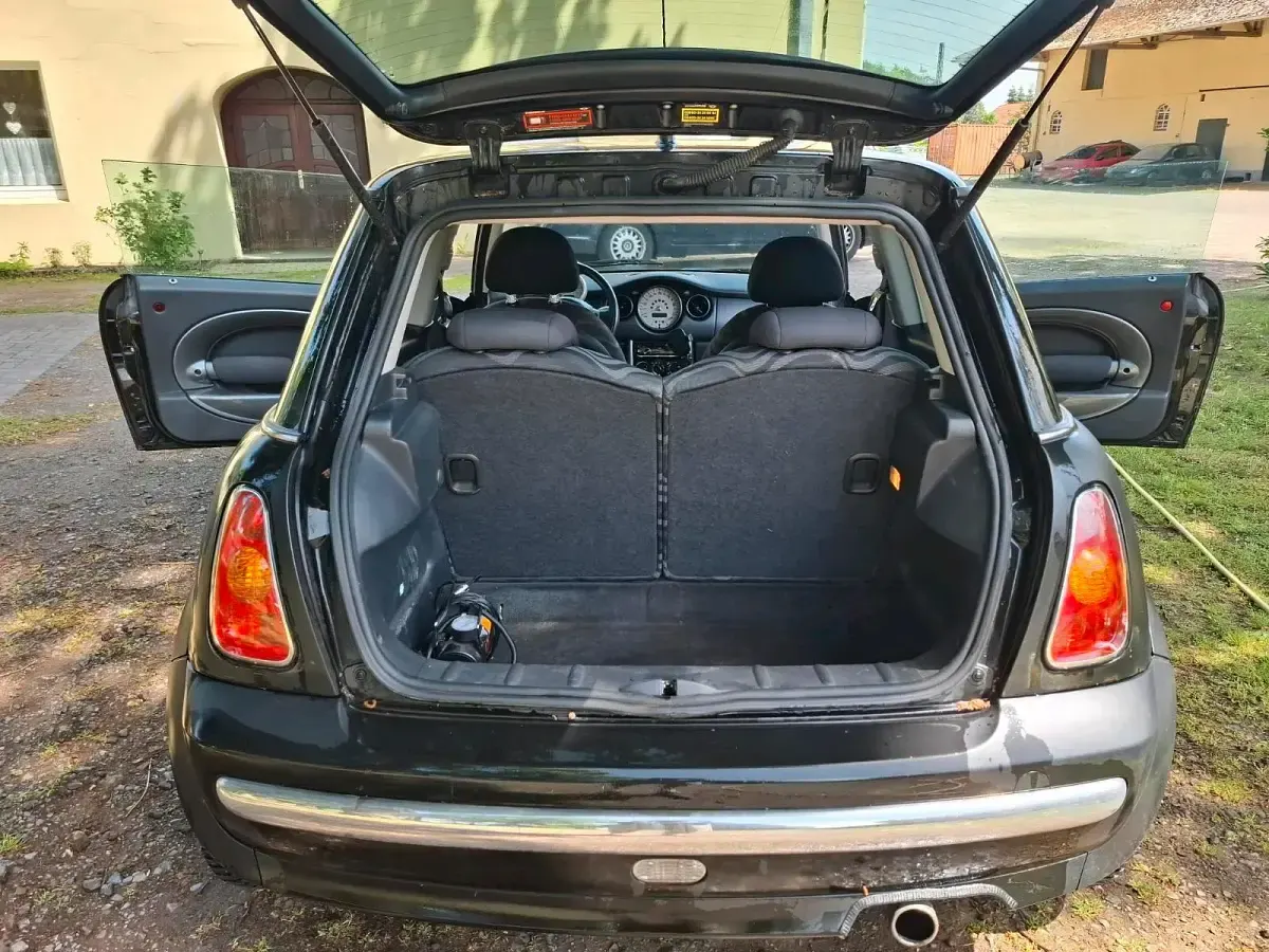 Gebraucht Mini ONE 90 PS (66 kW) 2003 Schwarz Kleinwagen