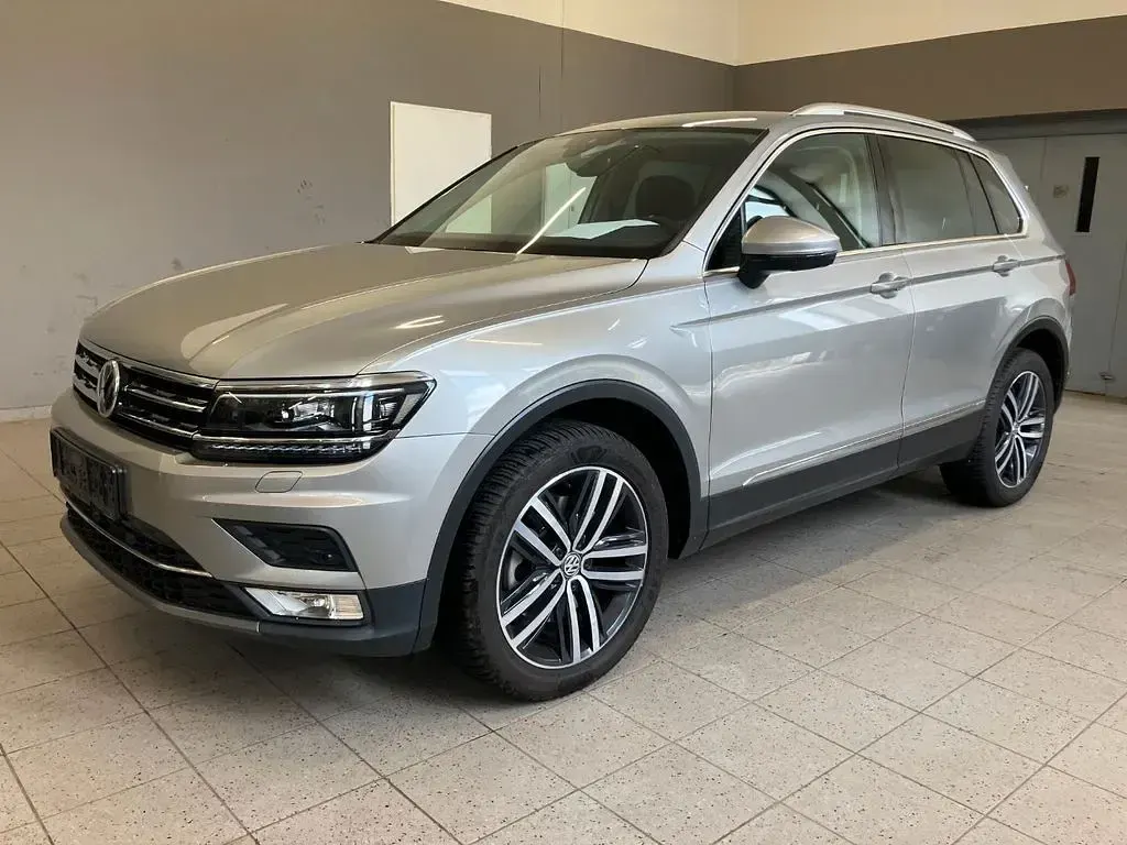 Gebraucht VW Tiguan Highline 179 PS (131 kW) 2016 Silber SUV