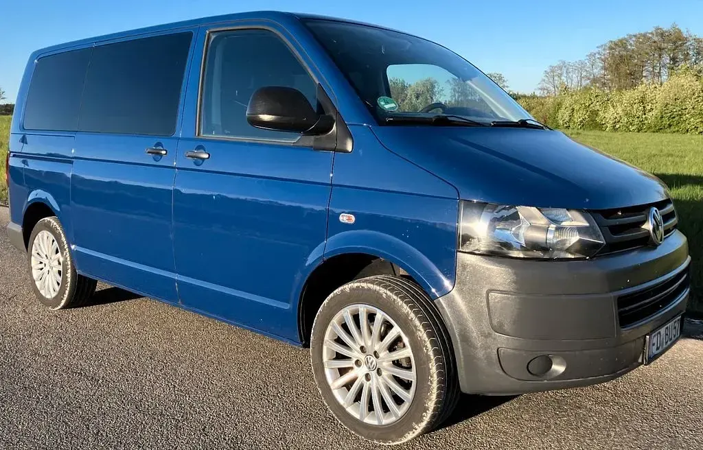 Gebraucht VW Caravelle 140 PS (102 kW) 2011 Blau Van