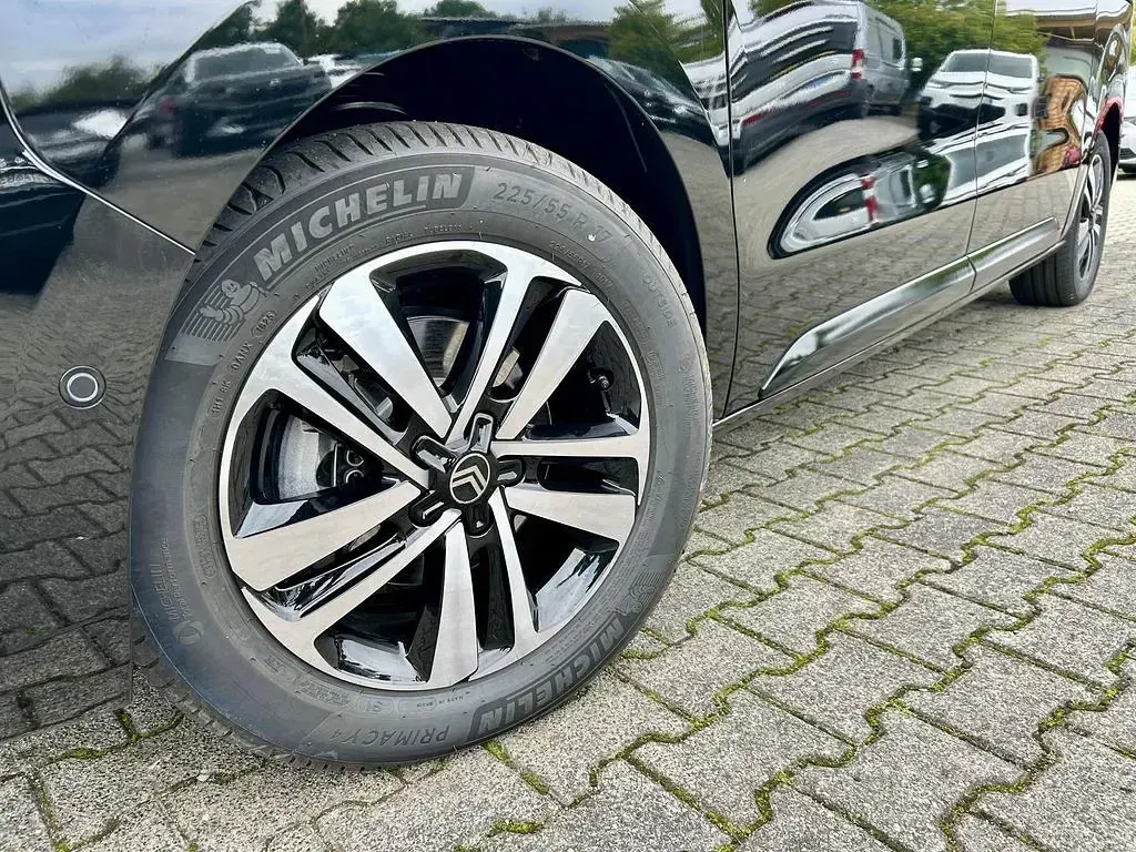 Neu Citroën Spacetourer 177 PS (130 kW) 2025 Schwarz Van / Kleinbus