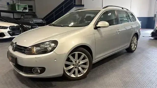 Gebraucht VW Golf VI Highline 122 PS (89 kW) 2012 Andere Kleinwagen