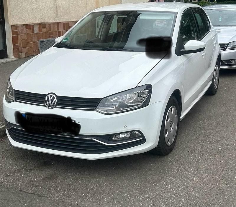 Weiß Gebraucht 2015 VW Polo Limousine | 6.200 € (Fairer Preis) - Bild 1/4