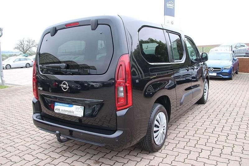 Gebraucht Opel Combo Life Edition 102 PS (75 kW) 2020 Onyx schwarz/black Van / Kleinbus