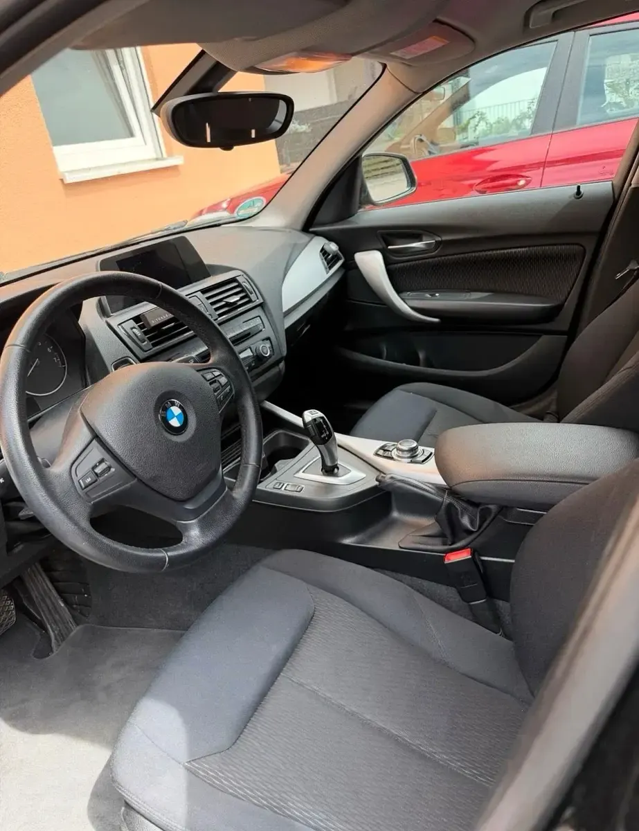 Gebraucht BMW 116 136 PS (100 kW) 2013 Schwarz Kleinwagen