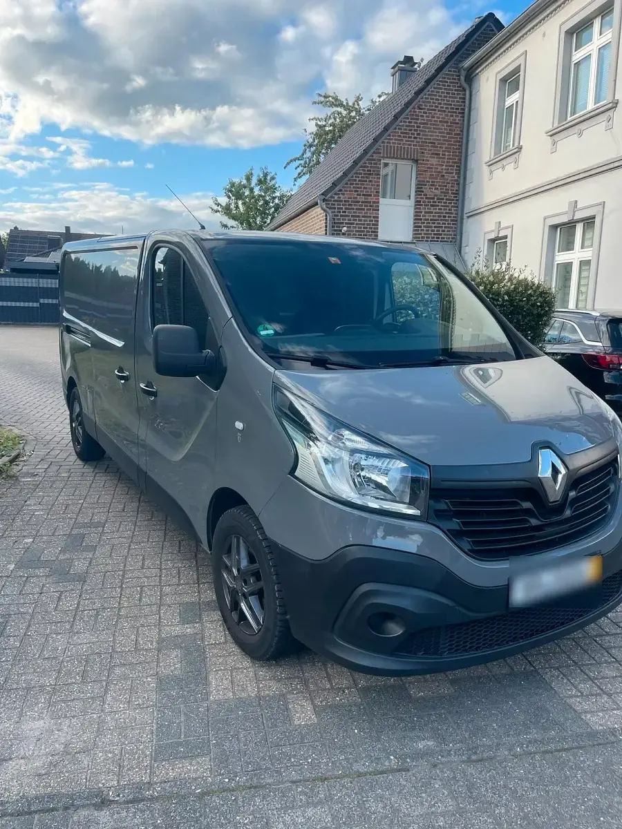 Gebraucht Renault Trafic 116 PS (85 kW) 2015 Van / Kleinbus