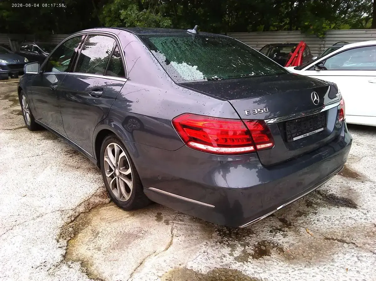 Gebraucht Mercedes E350 252 PS (185 kW) 2014 Grau Limousine