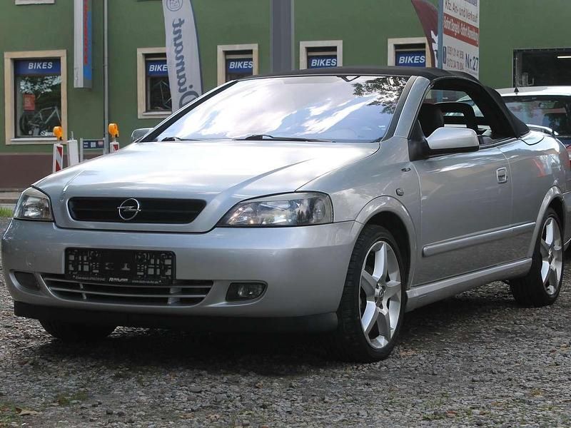 Gebraucht Opel Astra Cabriolet 101 PS (74 kW) 2002 Silber Cabrio