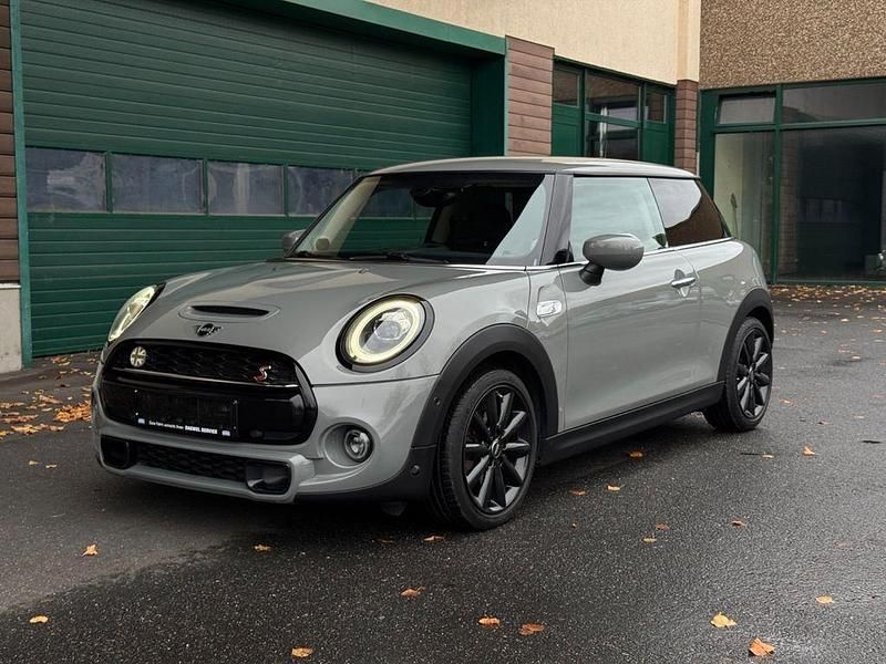 Grau Gebraucht 2019 Mini Cooper S Chili Kleinwagen | 16.980 € (Fairer Preis) - Bild 1/4