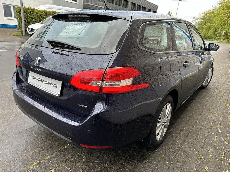 Gebraucht Peugeot 308 SW Active 131 PS (96 kW) 2019 Blau Kombi