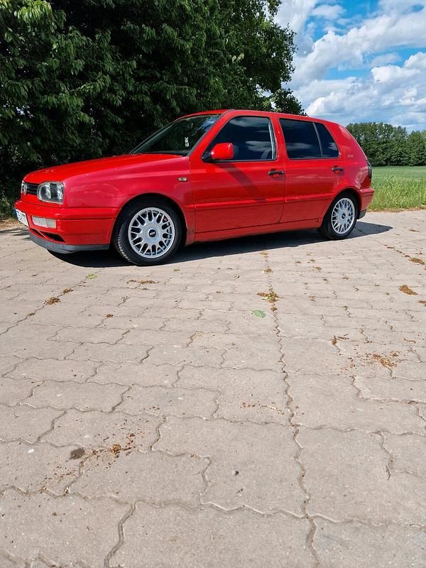 Rot Gebraucht 1997 VW Golf III Kleinwagen | 1.400 € (Superpreis) - Bild 1/4
