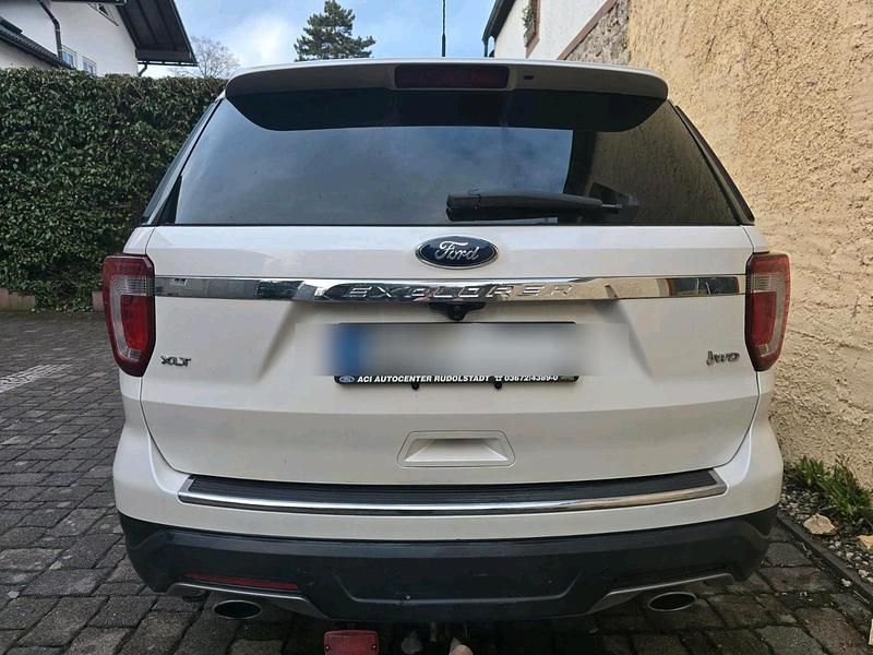 Gebraucht Ford Explorer XLT 290 PS (213 kW) 2018 Weiß SUV
