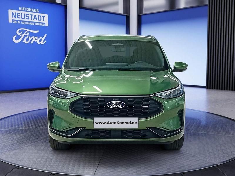 Neu Ford Kuga ST-Line 186 PS (136 kW) 2025 Bursting green metallic SUV