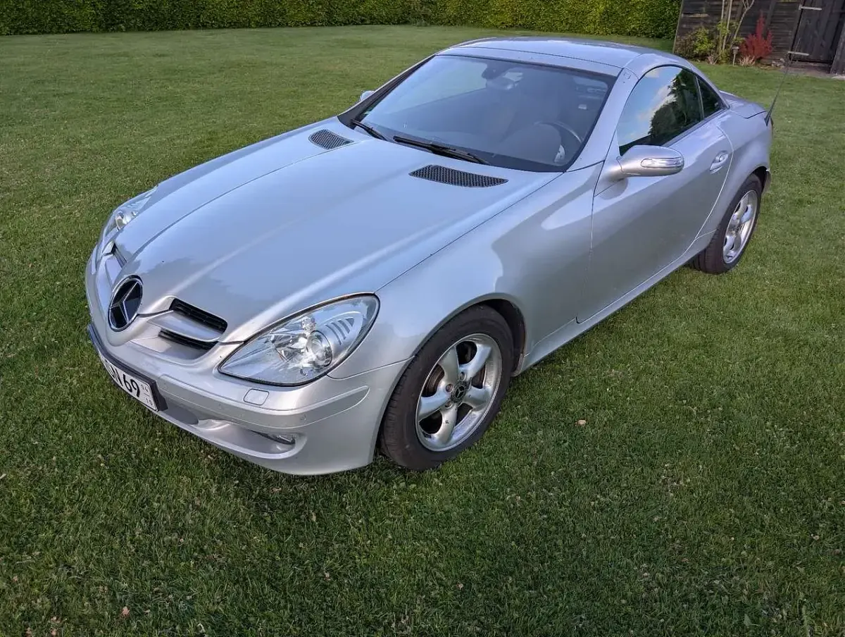 Gebraucht Mercedes SLK280 231 PS (169 kW) 2005 Grau Cabrio