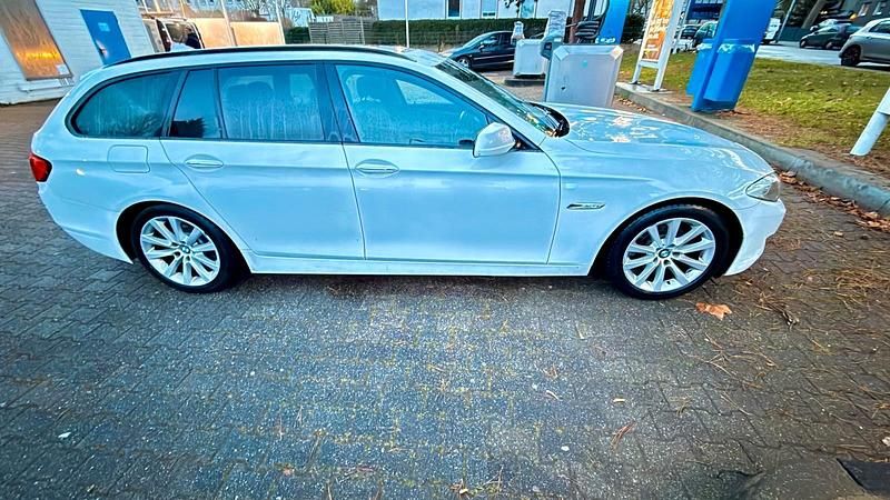 Gebraucht BMW 520 184 PS (135 kW) 2011 Weiß Kombi