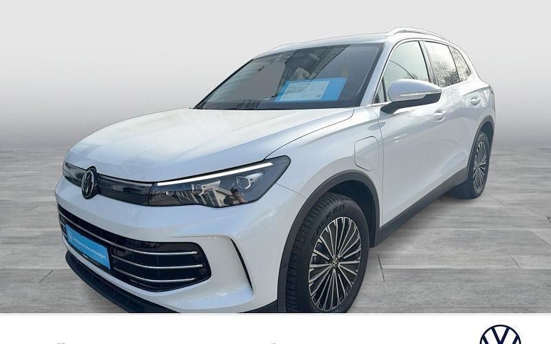 Gebraucht VW Tiguan Elegance 272 PS (200 kW) 2025 Weiß SUV